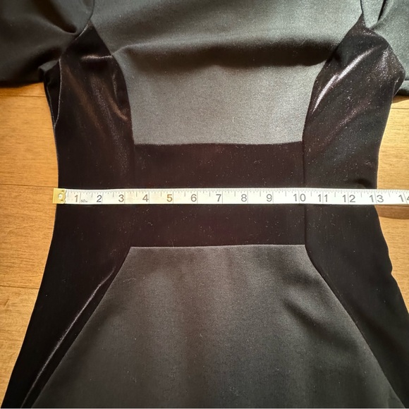 VINCE CAMUTO velvet trim dress in black - Picture 12 of 15